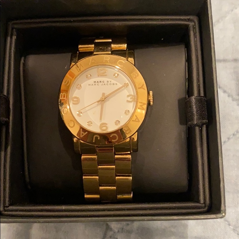 Marc jacobs gold watch